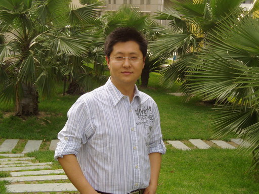 李辉