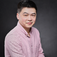 杨奇 - 华中科技大学 - 光学与电子信息学院
