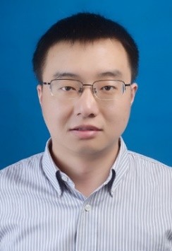 王强                                副教授